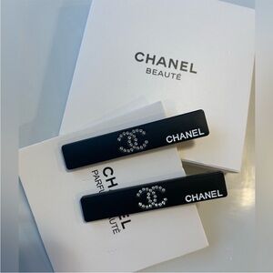Chanel beauty gift hair clips